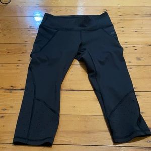 Athleta crop leggings MP